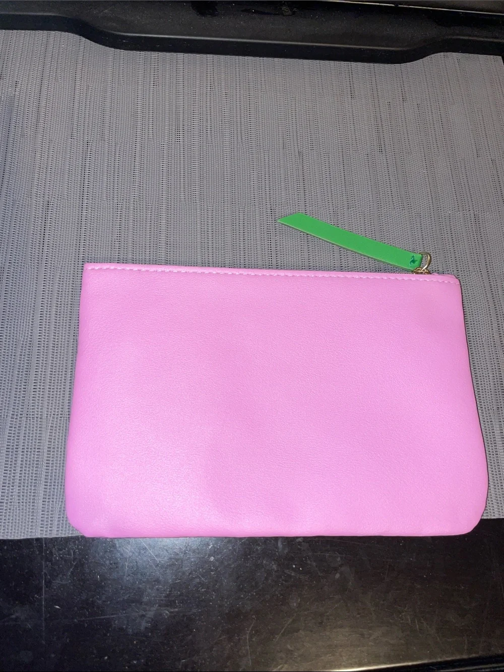 ipsy bright pink